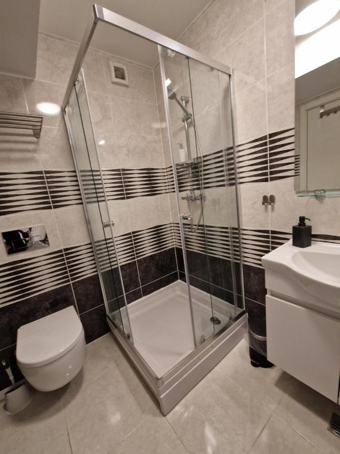 Golden Airport Residence Otopeni Buitenkant foto