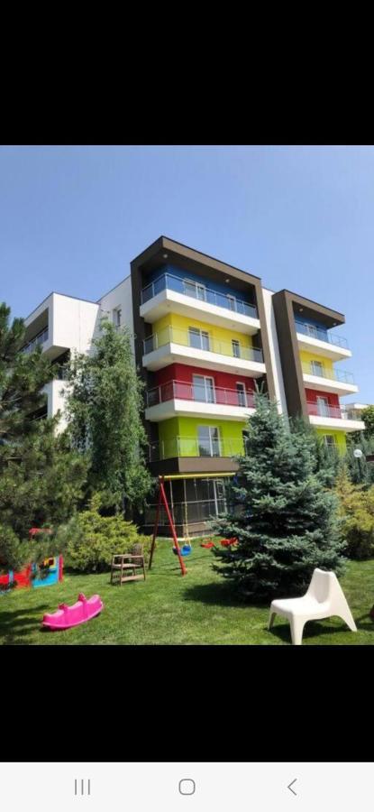 Golden Airport Residence Otopeni Buitenkant foto
